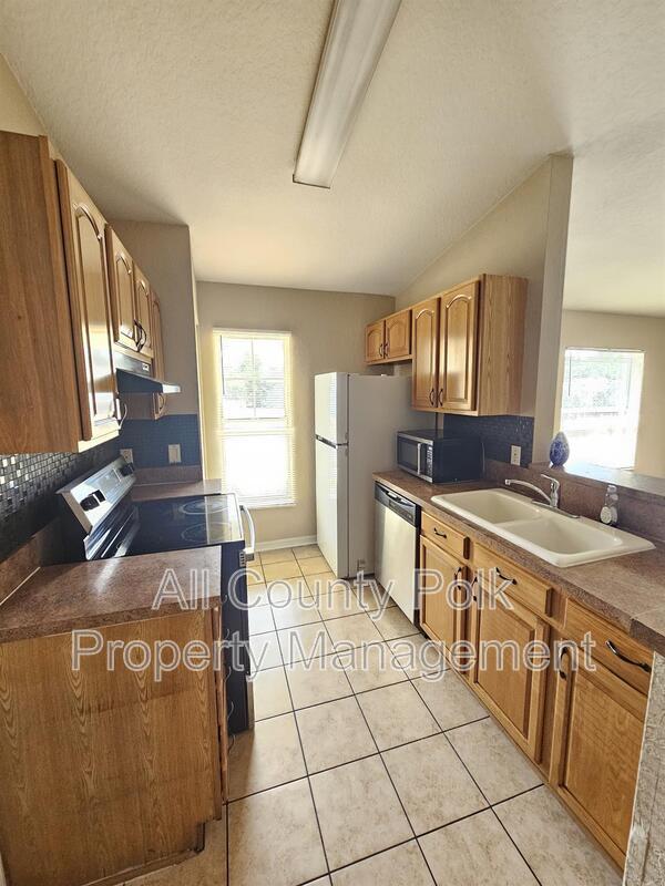 Photo - 1254 34th St NW