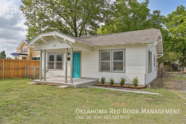 Photo - 821 SW 31st St