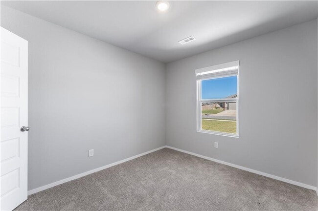 Building Photo - 2111 E Annette Dr