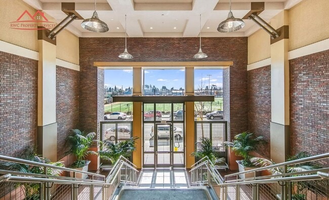 Building Photo - Charming 1 Bedroom/1 Bath Condo with Private Backyard & Double Parking Spaces