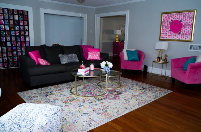 Photo - 103 N Woodlawn Ave