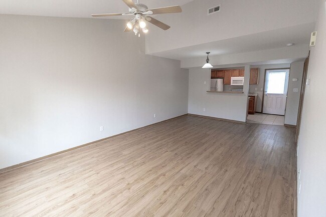 Photo - 3609-3611 Zinnia Dr. Unidad 3611 Zinnia Dr.