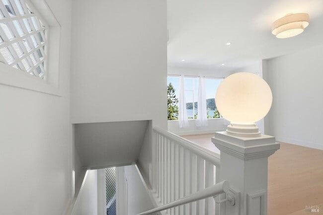 Photo - 172 Bella Vista Ave