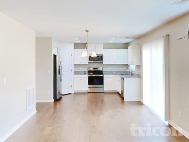 Photo - 2904 Cherry Point Ln