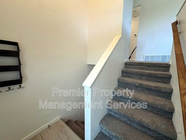Photo - 140 Peters St