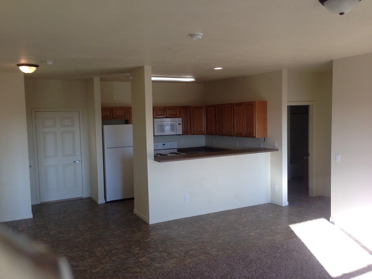 Photo - Parshall Apartments