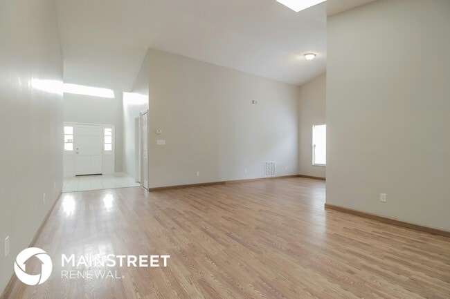 Photo - 1066 Covington St