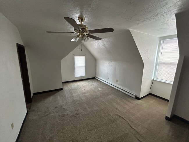 Photo - 120 S Graham St Apartment