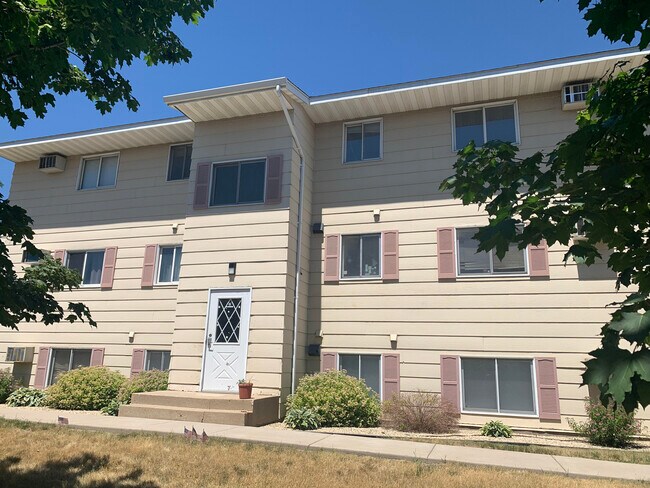 Photo - Willow Apartments