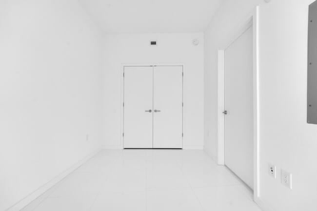 Photo - 851 NE 1st Ave Unit 1110