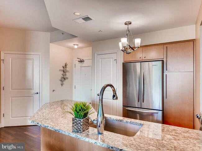 Photo - 675 S President St Unit 2408