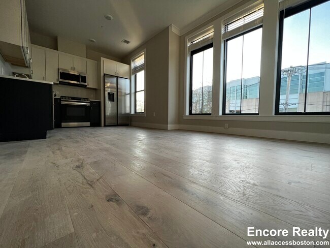 Photo - 201 Everett St