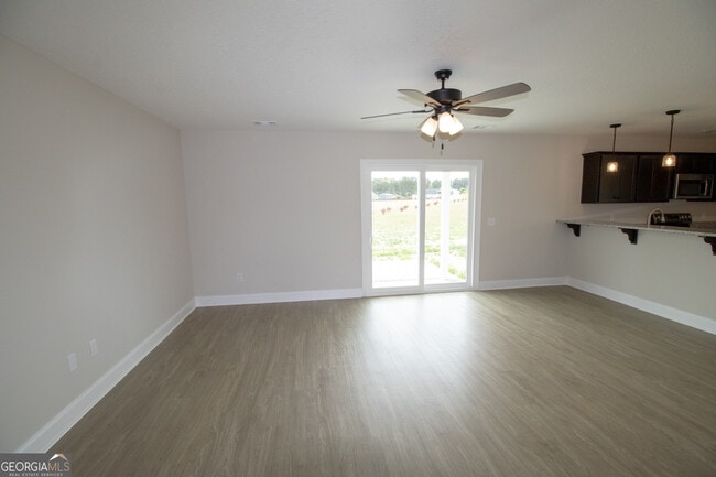 Photo - 122 Enclave Ct