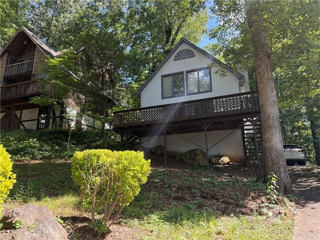 Building Photo - 8439 Lake Dr Rental