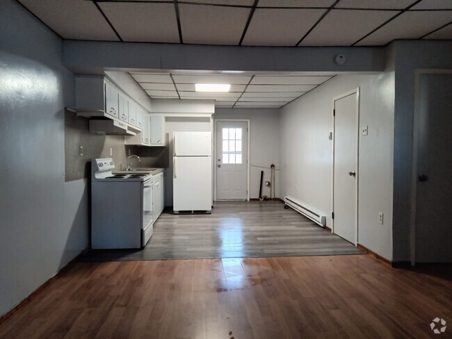 Building Photo - 150-152 E Ridge St. Unit 152 1st fl Rental