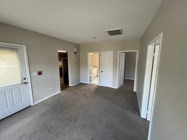 301 W Main St