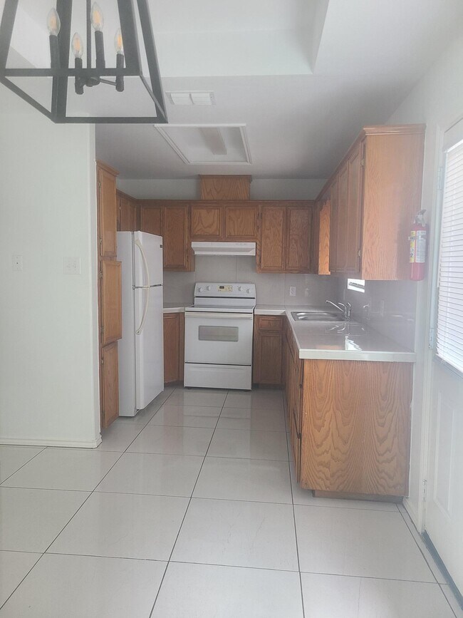Photo - 1111 Stonehaven Blvd Unit 3