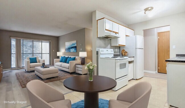 Photo - Hill-Tout Arms