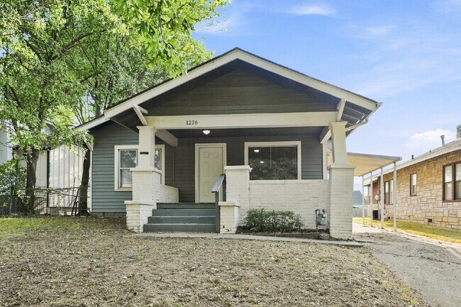 Building Photo - 1236 N Boston Ave