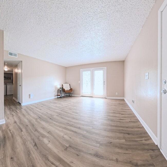 Photo - Summerwind Apartments