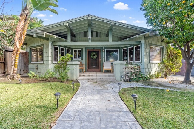 Photo - 1550 N Sierra Bonita Ave