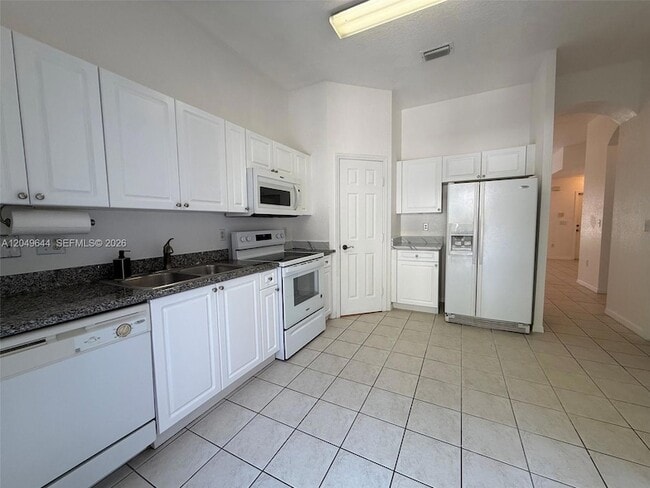 Photo - 1944 SE 24th Terrace