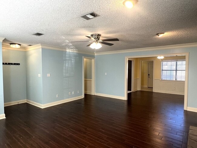 Photo - Great Home in Dove Cove Subdivision