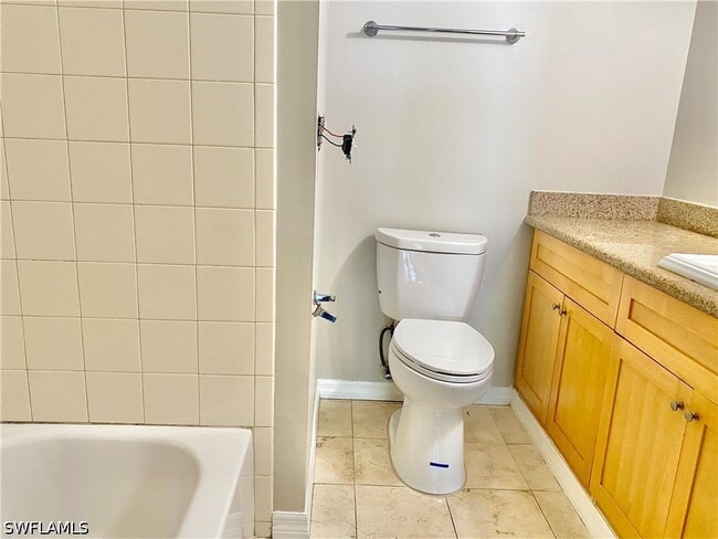 Photo - 1849 Maravilla Ave Unit A8