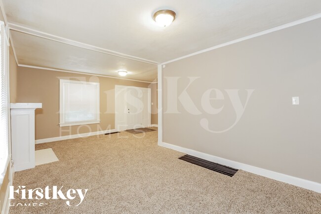 Photo - 6220 Tracy Ave