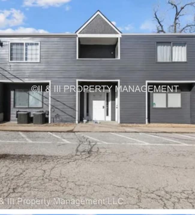 Building Photo - 1505 W 25th Ct
