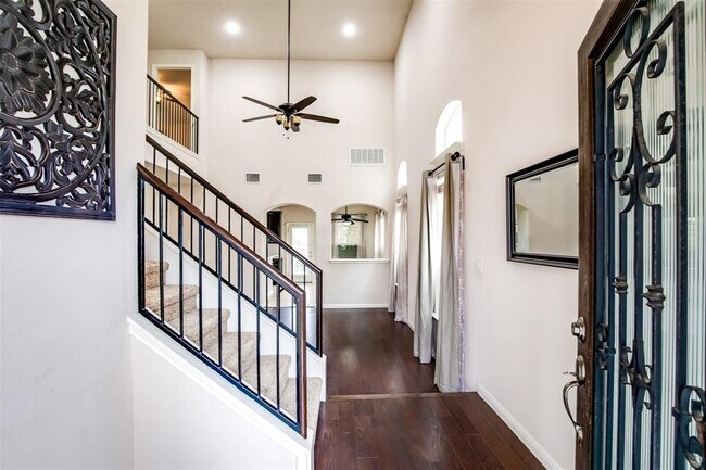 11508 Running Brush Ln