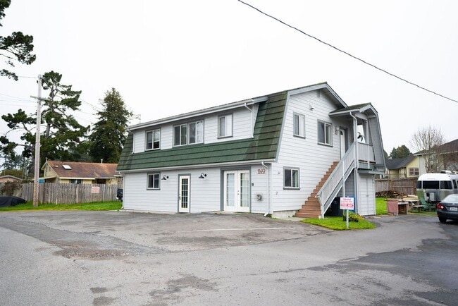 Photo - 1153 Central Ave Unit 2