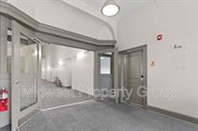 Photo - 4244 Chouteau Ave