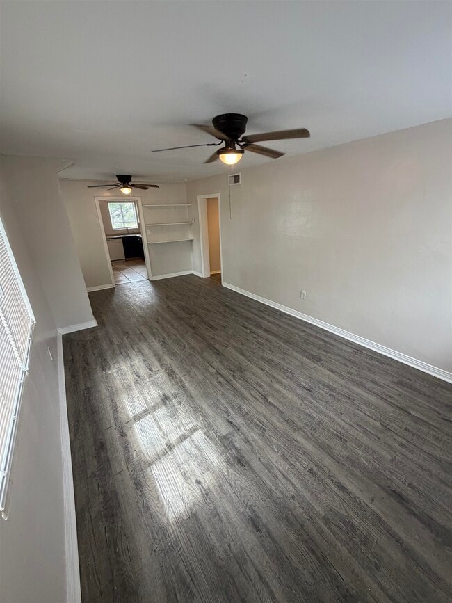 Photo - 318 E Pershing St