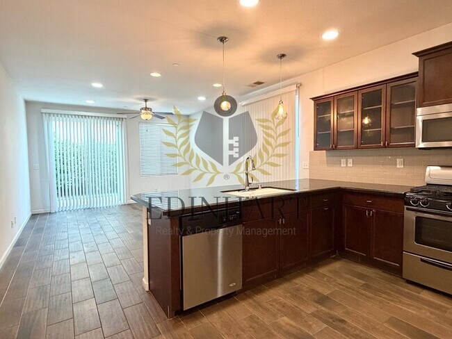 Photo - 3238 Lahar Ln