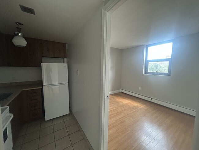 Photo - 1157-1157 Tower Rd Unit 605