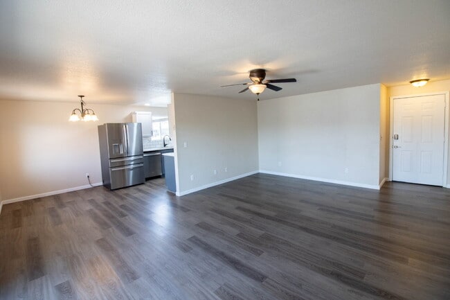 Photo - MOVE IN SPECIAL IF YOU SIGN LEASE BY 4/15/2026!!!!!!! Newly Updated 3/2 Home in SW Redmond