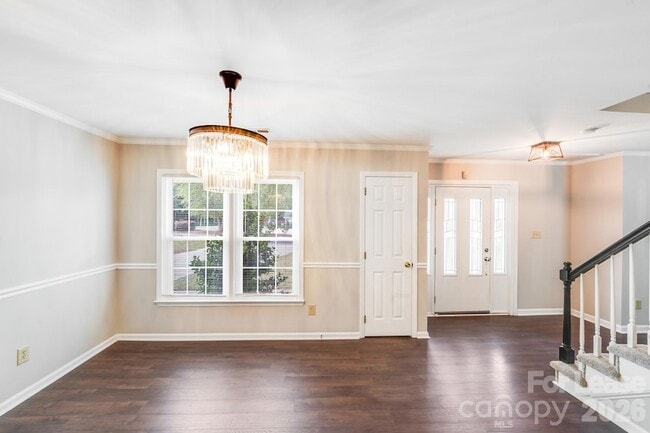 Photo - 2000 Mill House Ln