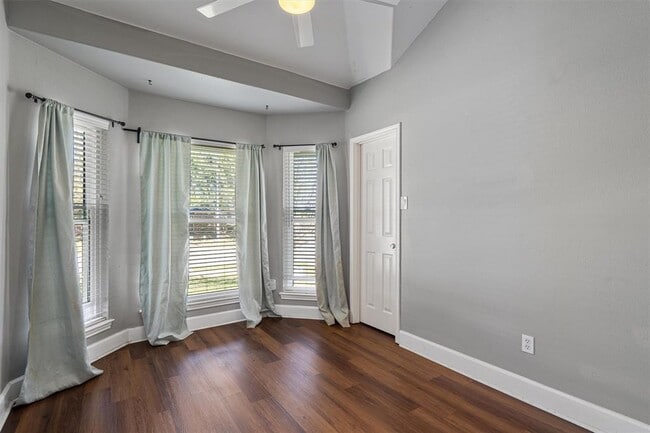 Photo - 1554 Lorson Loop