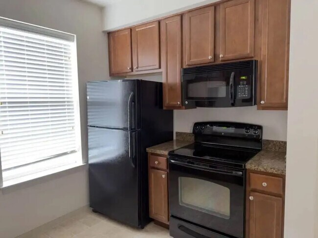 Photo - 2008 Shady Oak Dr