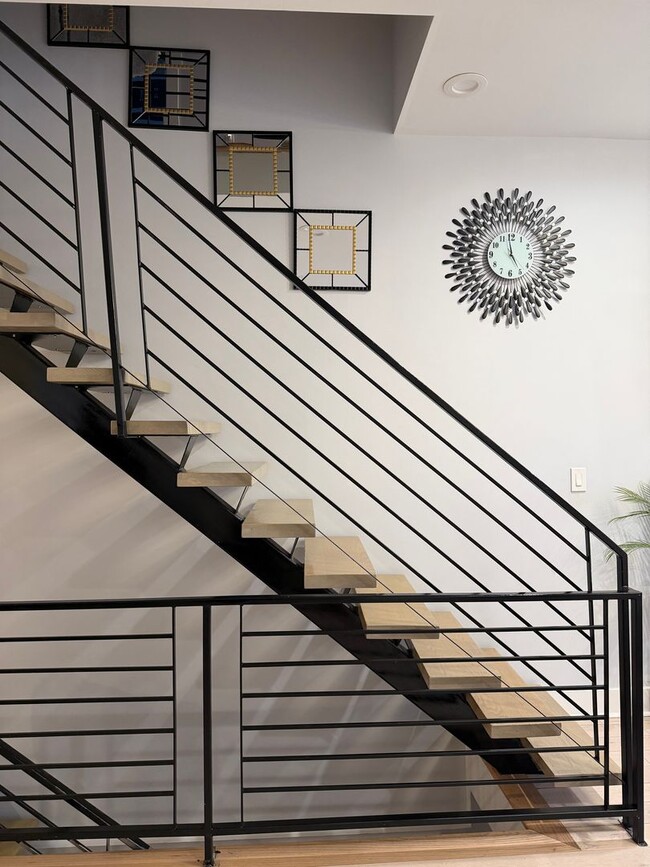 Photo - Move-In Ready 4BR Home in the Heart of Port Richmond!