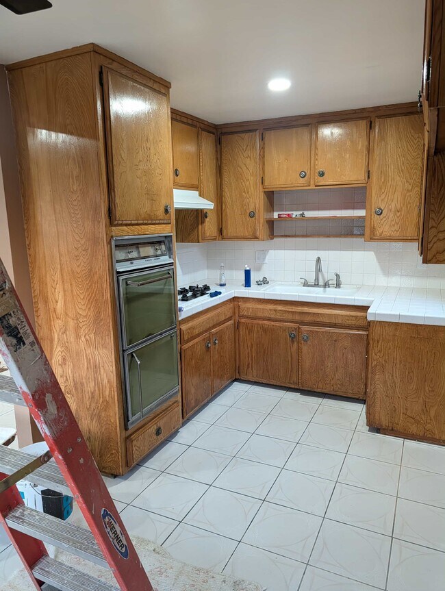 Photo - 704 Oakford Dr Unit 704 Front