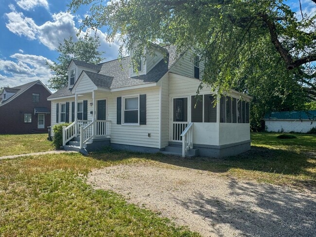 Photo - 525 E Cawson St
