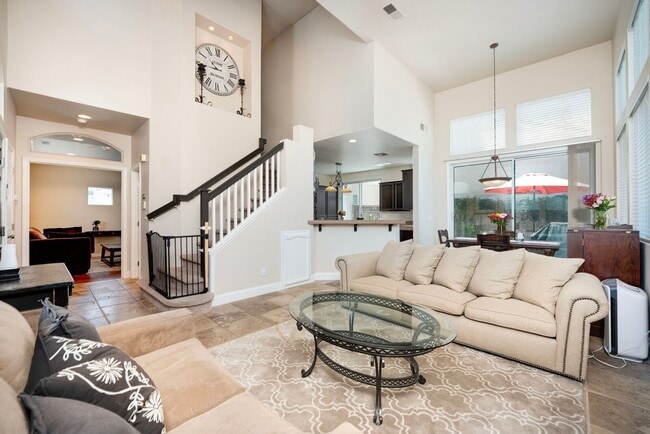 Photo - 213 Pacific Oak Ct