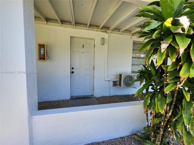 Photo - 5934 Buchanan St Unidad 1 & 4