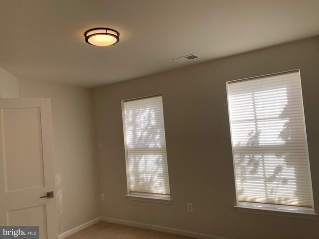 Photo - 7228 Barrberry Ln