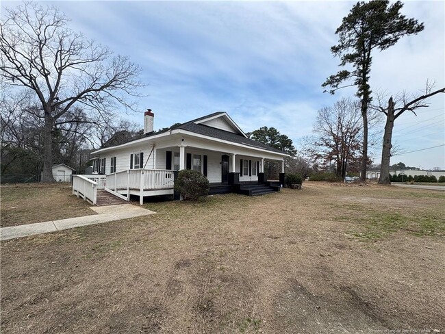 Photo - 3174 Lindsay Rd