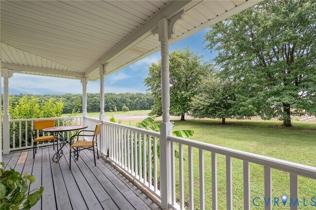 12182 Woodson Farm Ln