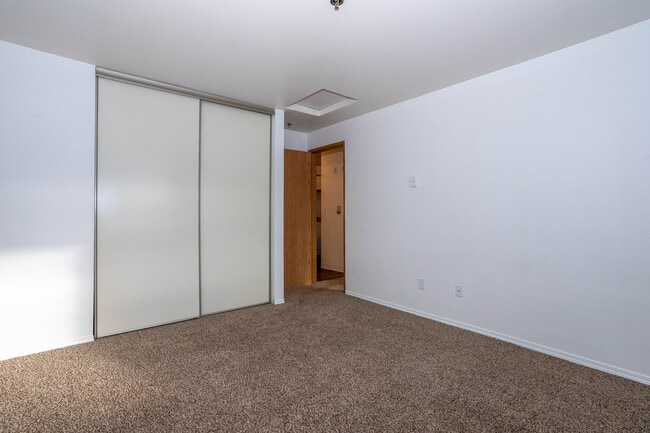 Photo - One and Two Bedroom Apartment Homes in Fed...
