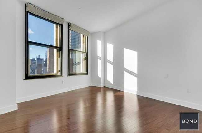 Photo - 1182 Broadway Ave